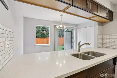 412 Center Road #A1, Everett, WA 98204 - Photo 8