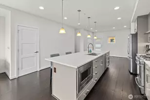 3300 NE 65th St, Seattle, WA 98115 - Photo 6