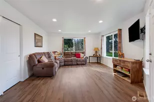 6814 300th St S, Roy, WA 98580 - Photo 6