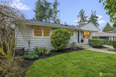 2527 72nd Avenue SE, Mercer Island, WA 98040 - Photo 1