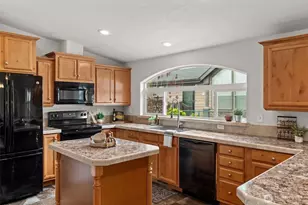 13814 21 Ave E, Tacoma, WA 98445 - Photo 10