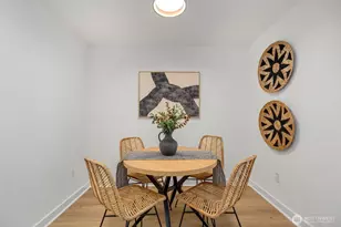 231 Belmont Ave E, Seattle, WA 98102 - Photo 12