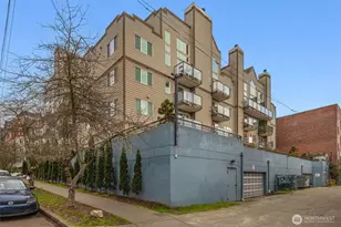 231 Belmont Ave E, Seattle, WA 98102 - Photo 36