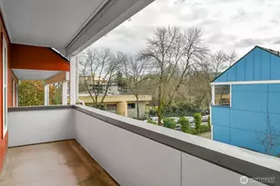 2001 E Yesler Way, Seattle, WA 98122 - Photo 16