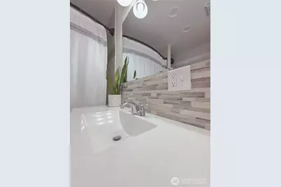 6220 Parker Road E, Sumner, WA 98390 - Photo 16