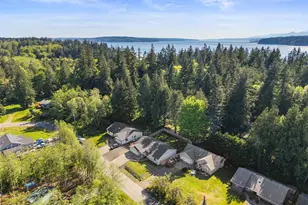 37110 Bay St, Hansville, WA 98340 - Photo 28