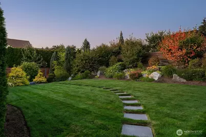 1918 94th Avenue NE, Clyde Hill, WA 98004 - Photo 36