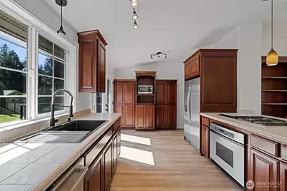 2003 SW 304th Street, Federal Way, WA 98023 - Photo 8