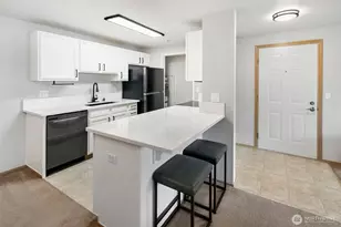 11915 Roseberg Ave S, Seattle, WA 98168 - Photo 6