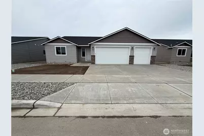92 Salmon Drive, Wenatchee, WA 98801 - Photo 2