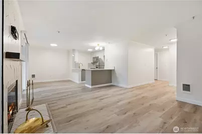 12618 109th Court NE #H101, Kirkland, WA 98034 - Photo 2