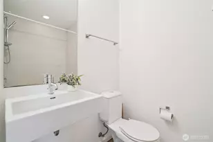 1321 S State St, Seattle, WA 98144 - Photo 14