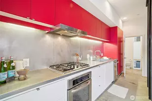 1321 S State St, Seattle, WA 98144 - Photo 10