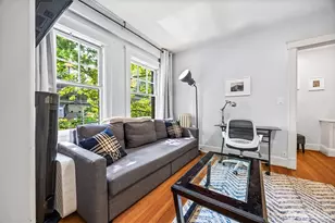 2132 5th Ave, Seattle, WA 98121 - Photo 8