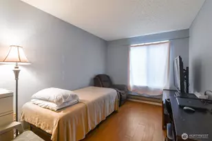 10501 8th Ave NE, Seattle, WA 98125 - Photo 12