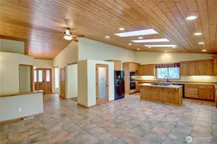 5707 316th St NW, Stanwood, WA 98292 - Photo 10