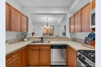 18410 36th Avenue W #C, Lynnwood, WA 98037 - Photo 8