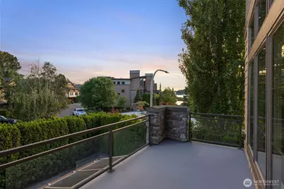 1211 N 42nd Place, Renton, WA 98056 - Photo 28