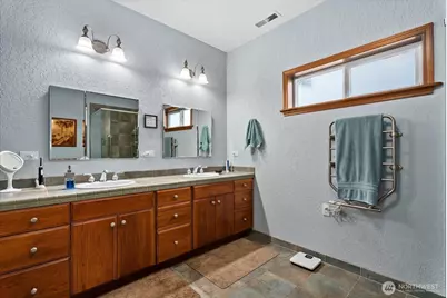 1010 Lightning Way, Camano Island, WA 98282 - Photo 20