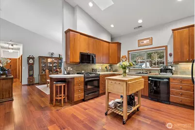 1010 Lightning Way, Camano Island, WA 98282 - Photo 14