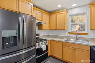 4525 5th Dr SE, Everett, WA 98203 - Photo 16