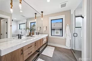 2419 7th Ave W, Seattle, WA 98119 - Photo 20