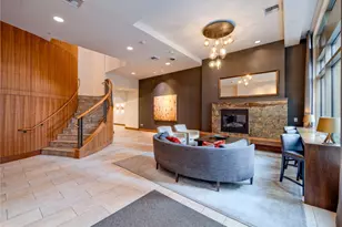 910 Lenora St, Seattle, WA 98121 - Photo 2