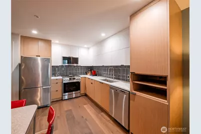 910 Lenora Street #200, Seattle, WA 98121 - Photo 4