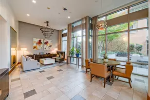 910 Lenora St, Seattle, WA 98121 - Photo 12