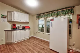 307 S 3rd Ave, Pe Ell, WA 98572 - Photo 4