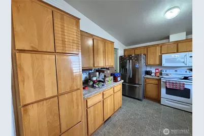 528 N 7th Avenue, Sequim, WA 98382 - Photo 8