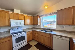 528 N 7th Ave, Sequim, WA 98382 - Photo 8