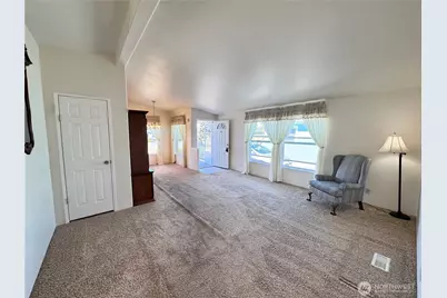 528 N 7th Avenue, Sequim, WA 98382 - Photo 2