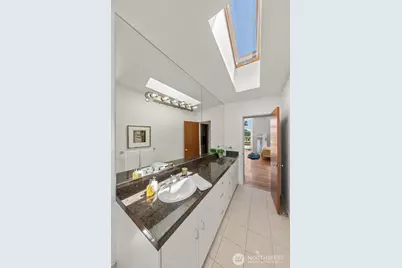 3516 NE 43rd Street, Seattle, WA 98105 - Photo 16