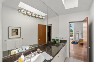 3516 NE 43rd St, Seattle, WA 98105 - Photo 16