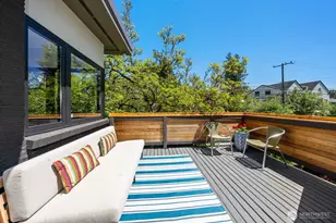 3516 NE 43rd St, Seattle, WA 98105 - Photo 4