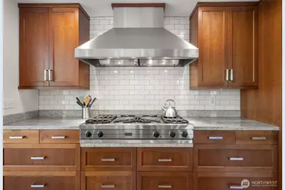 3516 NE 43rd Street, Seattle, WA 98105 - Photo 12