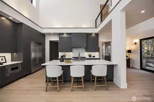 13970 Manzanita Rd NE, Bainbridge Island, WA 98110 - Photo 8