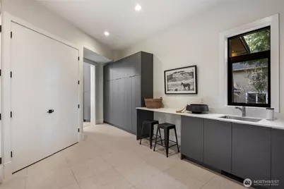 13970 Manzanita Road NE, Bainbridge Island, WA 98110 - Photo 16