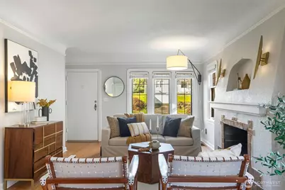 8254 Interlake Avenue N, Seattle, WA 98103 - Photo 24