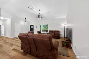 148 E Fox Run Ln, Grapeview, WA 98546 - Photo 6