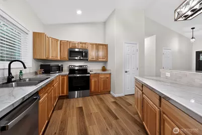 148 E Fox Run Lane, Grapeview, WA 98546 - Photo 10