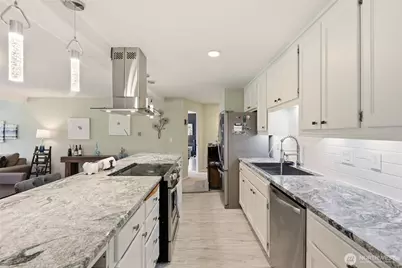 6910 Woodlands Way, Arlington, WA 98223 - Photo 10