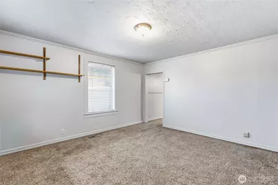 8434 34th Avenue S, Seattle, WA 98118 - Photo 2