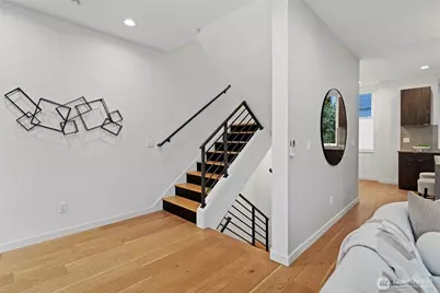 609 15th Avenue E, Seattle, WA 98112 - Photo 14