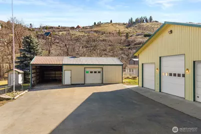 4195 Squilchuck Road, Wenatchee, WA 98801 - Photo 22