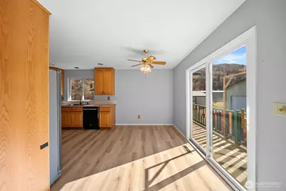 4195 Squilchuck Road, Wenatchee, WA 98801 - Photo 6