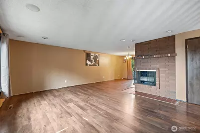 9615 36th Street E, Edgewood, WA 98371 - Photo 6