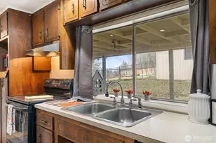 102 W Poplar St, Shelton, WA 98584 - Photo 14