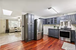 845 SW Shannon Dr, Port Orchard, WA 98367 - Photo 8